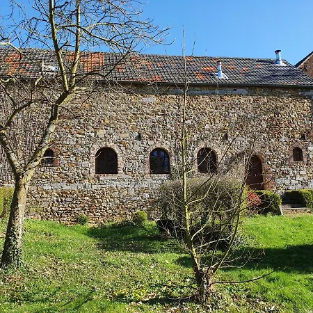 De La Ferme De Seron - De Charme A La Campagne Avec Sauna Fernelmont