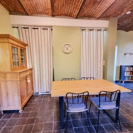 De La Ferme De Seron - De Charme A La Campagne Avec Sauna בית נופש