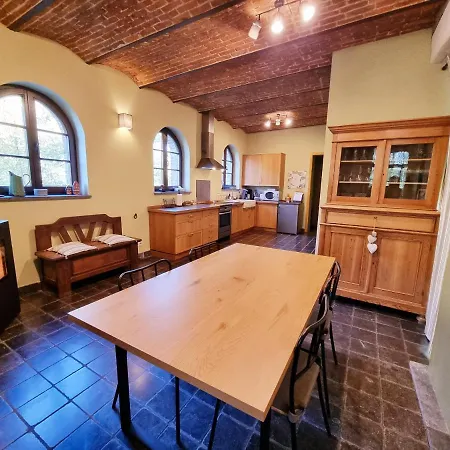 Ferienhaus De La Ferme De Seron - De Charme A La Campagne Avec Sauna