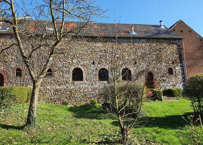 De La Ferme De Seron - De Charme à La Campagne Avec Sauna Fernelmont
