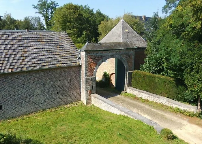 Casa de Férias De La Ferme De Seron - De Charme à La Campagne Avec Sauna *